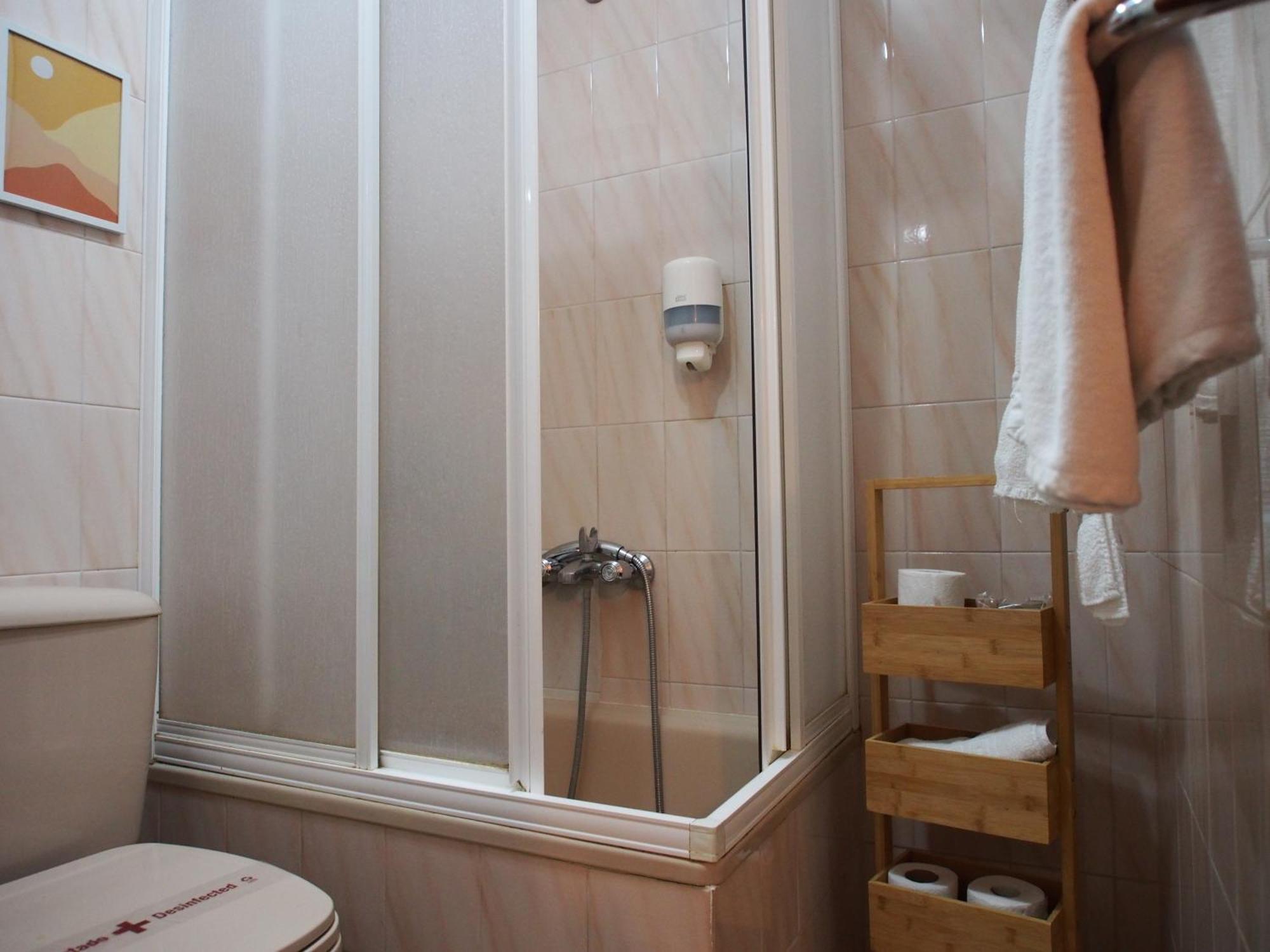 Hostal Remona إسبيناما المظهر الخارجي الصورة