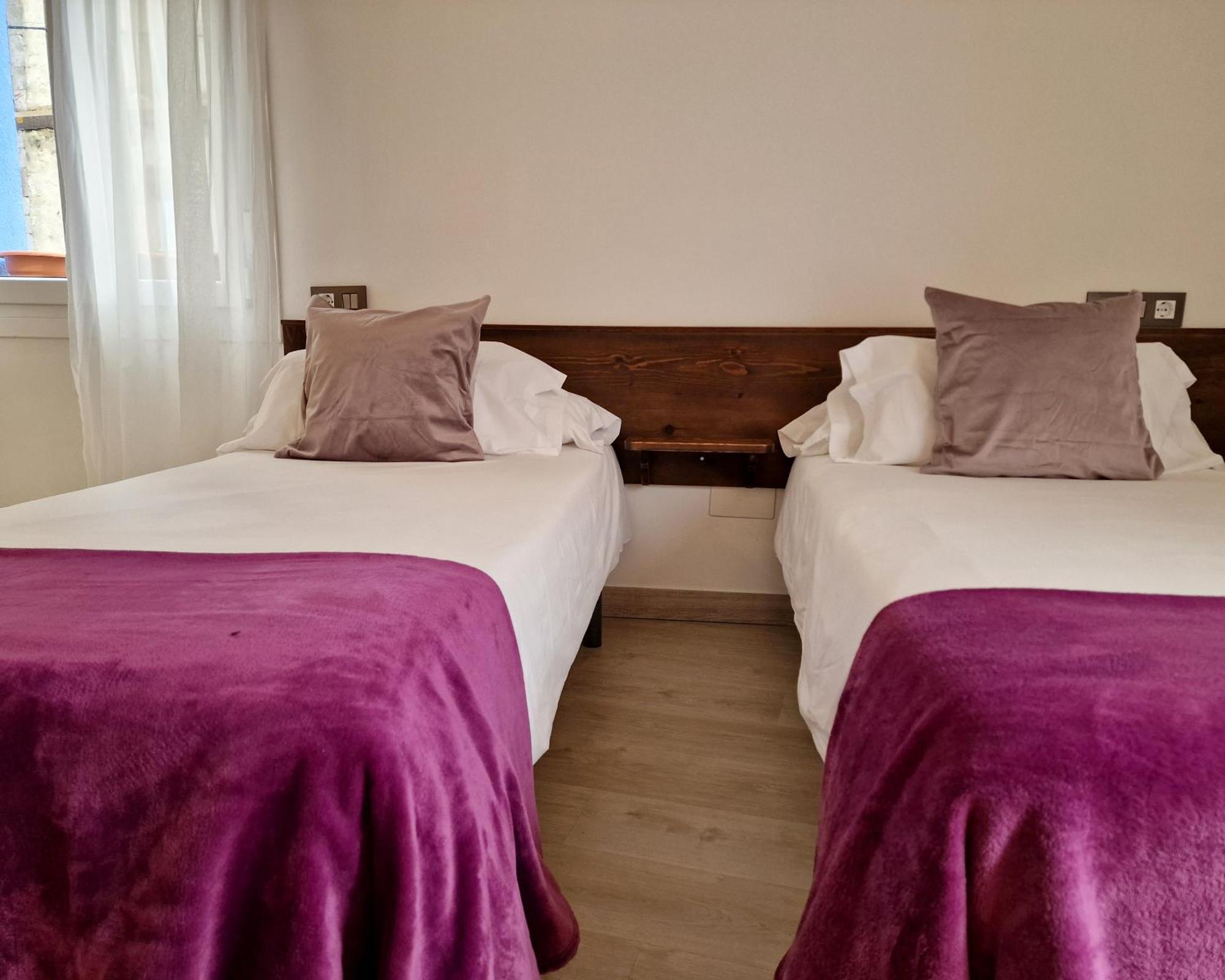 Hostal Remona إسبيناما المظهر الخارجي الصورة