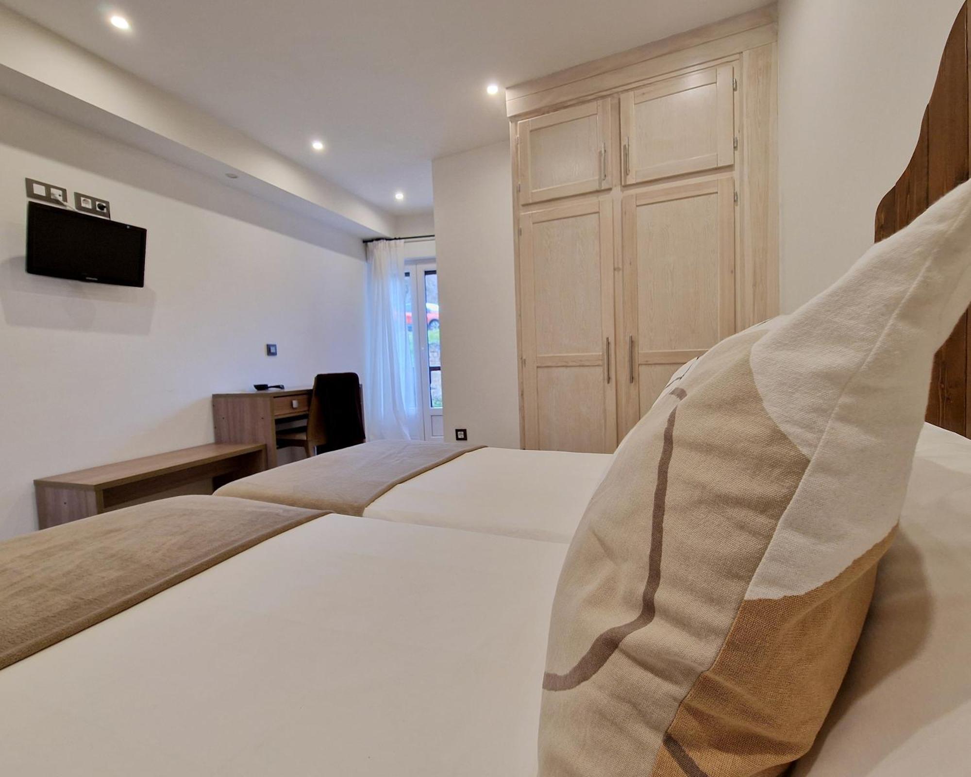 Hostal Remona إسبيناما المظهر الخارجي الصورة